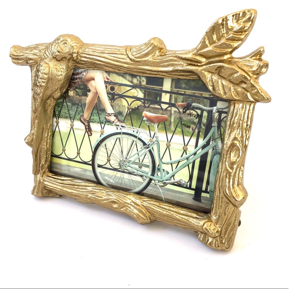 Opalhouse•4x6 Cast Metal Parrot Frame parrot 🦜